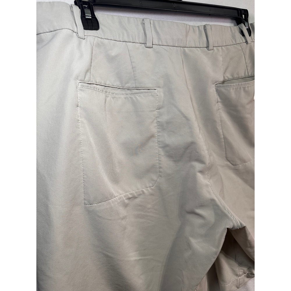 Nike Dri-FIT Mens Golf Shorts Light Gray Size 40 Stretch Performance Flat‎ Front - Picture 8 of 16